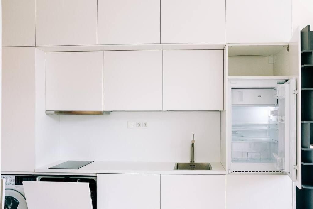 New Studio In Quiet Part Of The City Center Pressburg Exterior foto