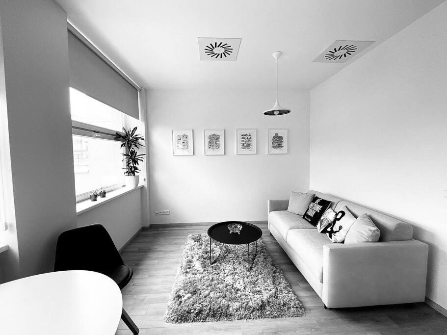 New Studio In Quiet Part Of The City Center Pressburg Exterior foto
