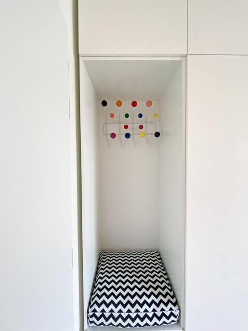 New Studio In Quiet Part Of The City Center Pressburg Exterior foto