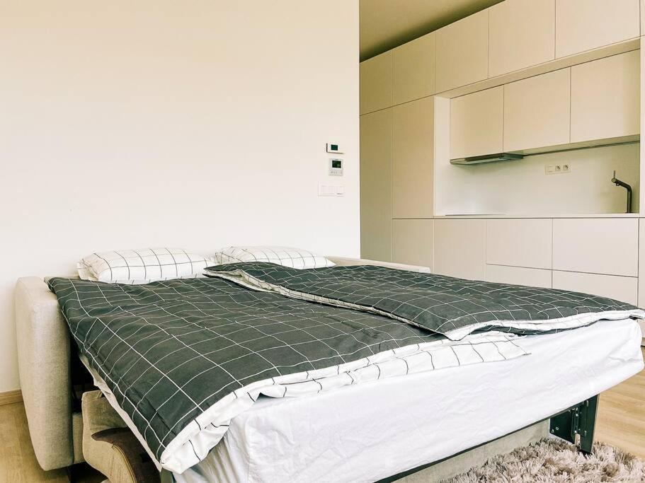 New Studio In Quiet Part Of The City Center Pressburg Exterior foto